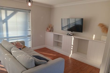 Photo of property in 183 Waimumu Road, Massey, Auckland, 0614