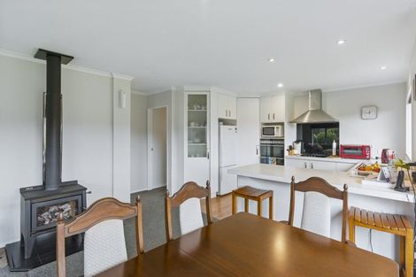 Photo of property in 51 Garth Road, Levin, 5571