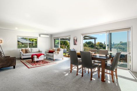 Photo of property in 162 Oteki Park Drive, Welcome Bay, Tauranga, 3112