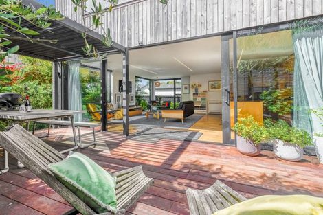 Photo of property in 53a Edward Avenue, Edgeware, Christchurch, 8013