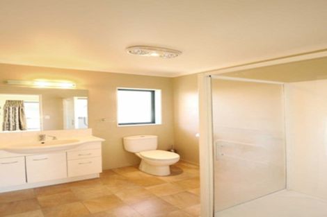 Photo of property in 33 Rolleston Drive, Rolleston, 7614