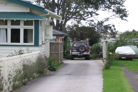 Photo of property in 19 Wingate Street, Avondale, Auckland, 0600