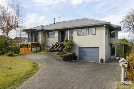 Photo of property in 38 Kinder Street, Acacia Bay, Taupo, 3330