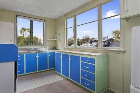 Photo of property in 75 Park Terrace, Waikuku Beach, 7473