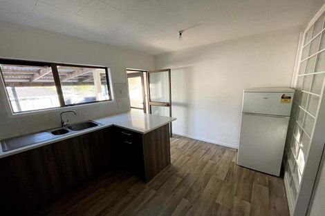 Photo of property in 102 Stapleford Crescent, Browns Bay, Auckland, 0630