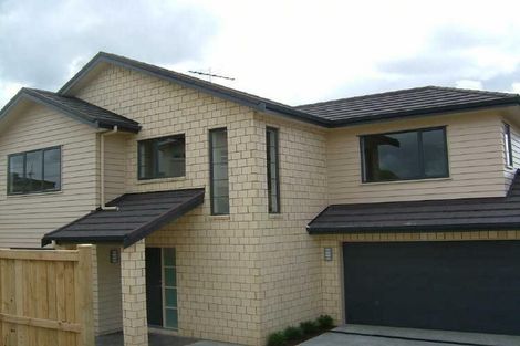 Photo of property in 2 Graham Collins Drive, Windsor Park, Auckland, 0632