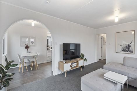 Photo of property in 8b Huia Avenue, Forest Lake, Hamilton, 3200