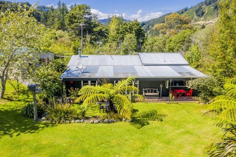 Photo of property in 44 Parenga Road, Hautere, Otaki, 5582