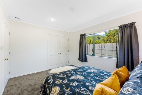 Photo of property in 2/3 Dover Road, Wainuiomata, Lower Hutt, 5014