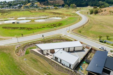 Photo of property in 2 Steve Askin Drive, Cracroft, Christchurch, 8022