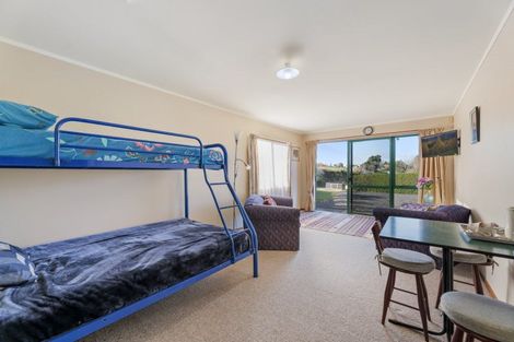 Photo of property in 117 Athenree Road, Athenree, Katikati, 3177