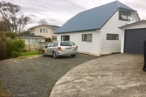 Photo of property in 323 Pakuranga Road, Pakuranga Heights, Auckland, 2010