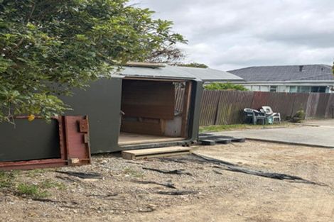 Photo of property in 15 Gibbs Crescent, Wainuiomata, Lower Hutt, 5014