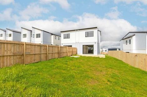 Photo of property in 53a Crestview Rise, Papakura, 2110