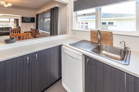 Photo of property in 87 Purnell Street, College Estate, Whanganui, 4500