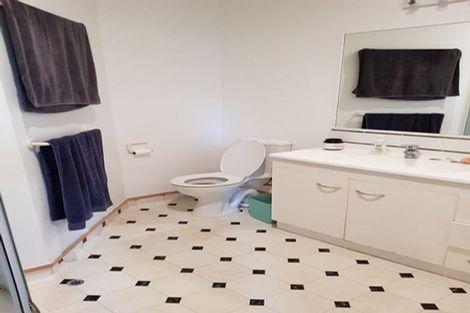 Photo of property in 143 Upland Road, Kelburn, Wellington, 6012