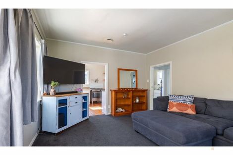 Photo of property in 15 Tay Street, Waimataitai, Timaru, 7910
