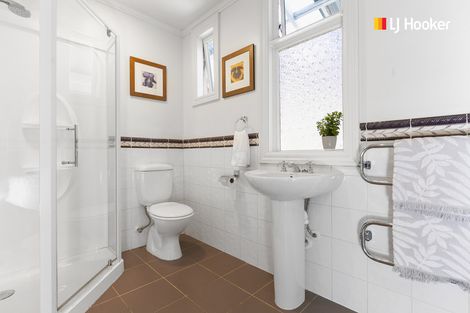 Photo of property in 40 Hargest Crescent, Saint Kilda, Dunedin, 9012