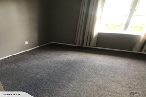 Photo of property in 35 Oswald Crescent, Paparangi, Wellington, 6037