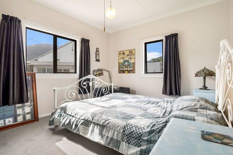 Photo of property in 44 Stirling Street, Te Aroha, 3320