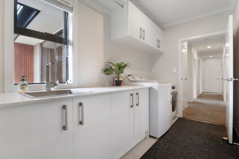 Photo of property in 54 Norfolk Drive, Cambridge, 3434