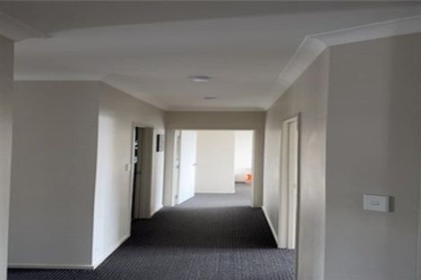 Photo of property in 9a Gillean Street, Havelock North, 4130