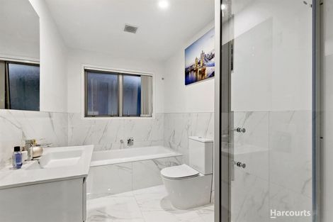 Photo of property in 12 Kauri Heart Avenue, Takanini, 2112