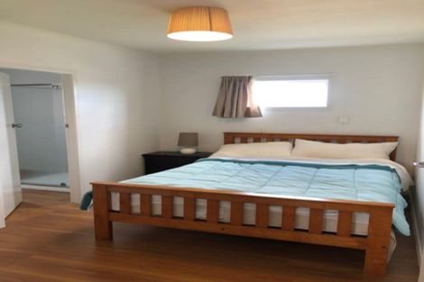 Photo of property in 29 View Road, Henderson, Auckland, 0612