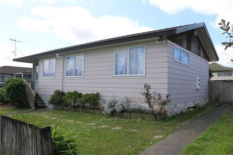 Photo of property in 32 Armada Drive, Ranui, Auckland, 0612