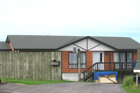 Photo of property in 7 Miriam Corban Heights, Henderson, Auckland, 0612