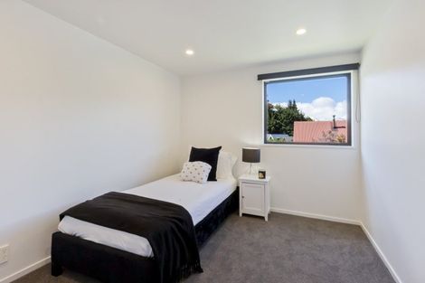 Photo of property in 24 Williams Street, Sunshine Bay, Queenstown, 9300