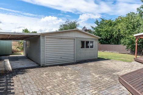 Photo of property in 37 Alison Street, Hamilton Lake, Hamilton, 3204