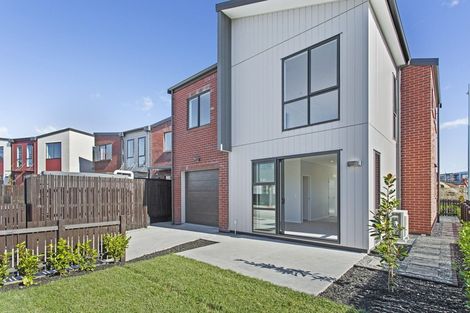 Photo of property in 18 Te Rito Road, Hobsonville, Auckland, 0616