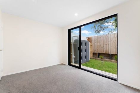 Photo of property in 6/10 Orchid Place, Te Atatu South, Auckland, 0610