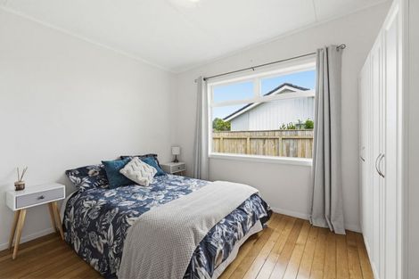 Photo of property in 1 Te Kupe Road, Paraparaumu Beach, Paraparaumu, 5032