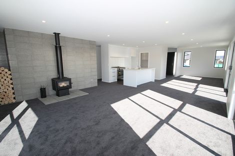 Photo of property in 10 Dundee Road, Mosgiel, 9024