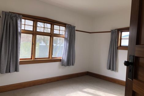 Photo of property in 90 Palatine Terrace, Saint Martins, Christchurch, 8022