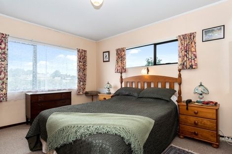 Photo of property in 100 Coopers Road, Gate Pa, Tauranga, 3112