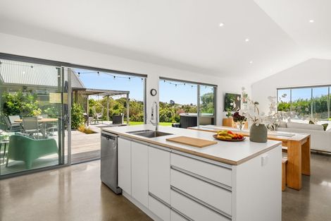 Photo of property in 20 Riverstone Drive, Welcome Bay, Tauranga, 3112