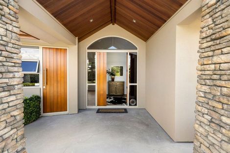 Photo of property in 5 Cooper Crescent, Cambridge, 3434