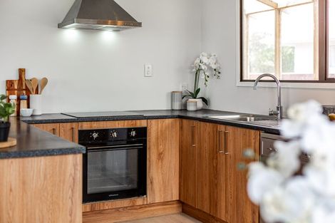 Photo of property in 7 Humphreys Grove, Titahi Bay, Porirua, 5022