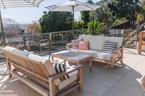 Photo of property in 103 Hackthorne Road, Cashmere, Christchurch, 8022