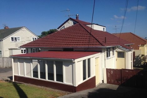 Photo of property in 95a Beresford Street, Bayswater, Auckland, 0622