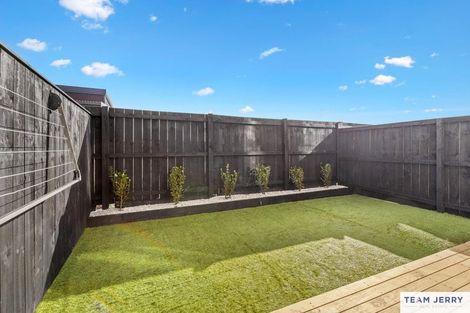 Photo of property in 49 Whare Kauri Road, Papakura, 2110