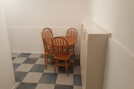 Photo of property in 98 Salamanca Road, Sunnynook, Auckland, 0620