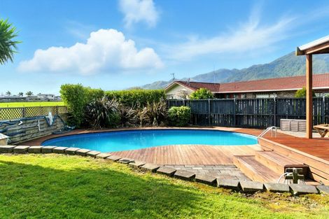 Photo of property in 16 Grace Avenue, Te Aroha, 3320