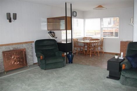 Photo of property in 35 Elliott Avenue, Bayview, Auckland, 0629