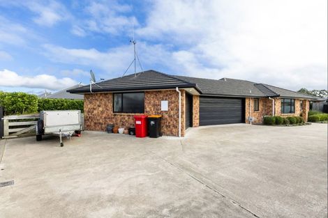 Photo of property in 31 Chestnut Close, Kelvin Grove, Palmerston North, 4414