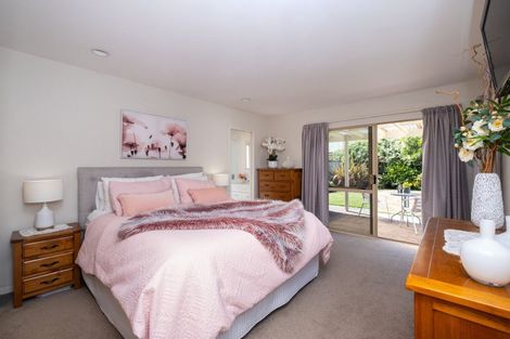 Photo of property in 20 Arataki Road, Havelock North, 4130