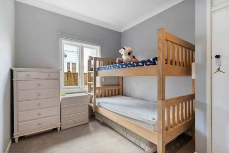 Photo of property in 30a Beckenham Avenue, Royal Oak, Auckland, 1023